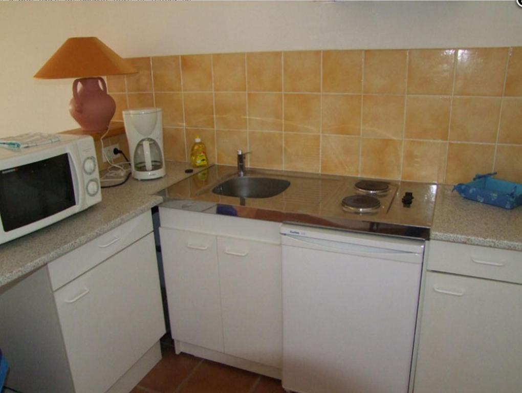 Appartements " Le Clos De La Cerisaie" Castillon-du-Gard Δωμάτιο φωτογραφία