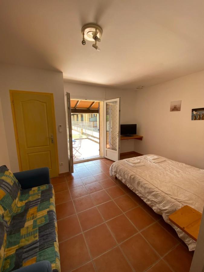 Appartements " Le Clos De La Cerisaie" Castillon-du-Gard Εξωτερικό φωτογραφία